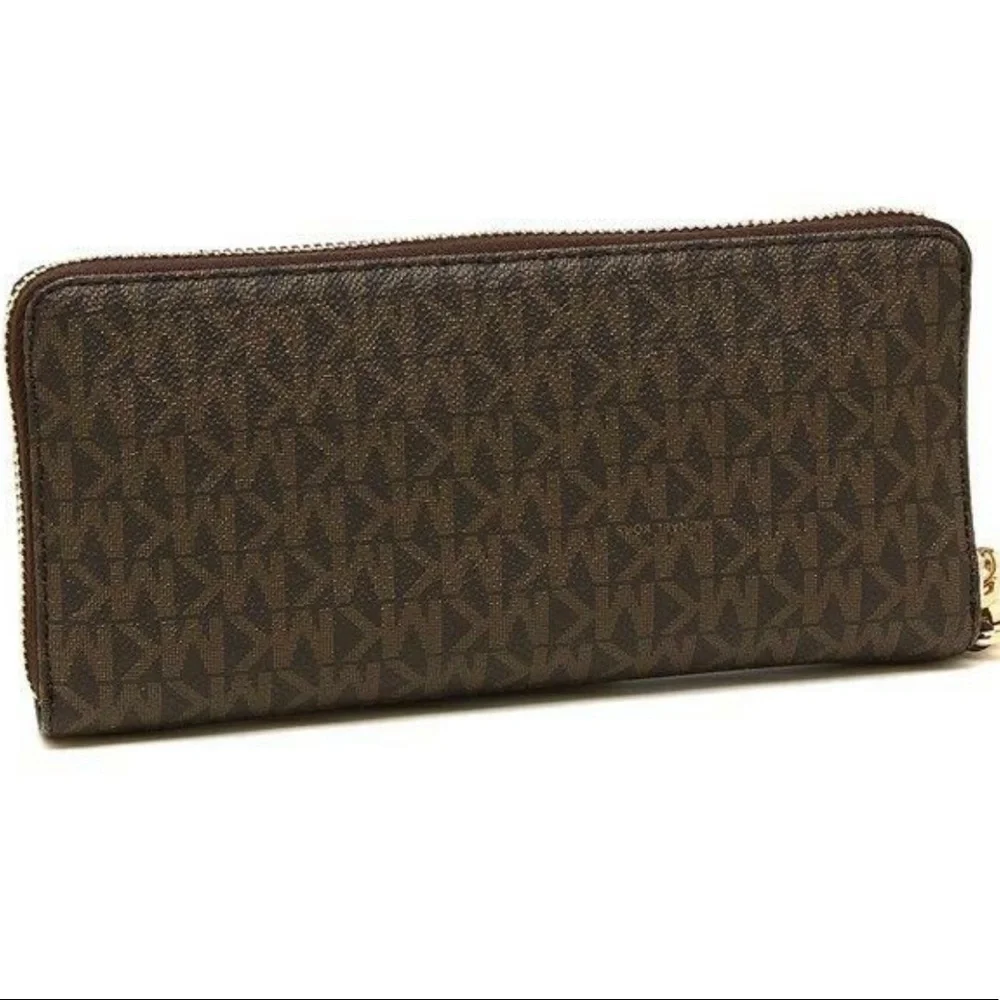 Michael Kors Jet Set Travel Large Travel CONTINENTAL Wristlet-Wallet Brown